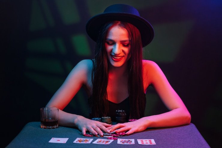 ব্ল্যাকজ্যাক টেবিলে কার্ড বিতরণের দৃশ্য — betway65 টেবিল গেমস